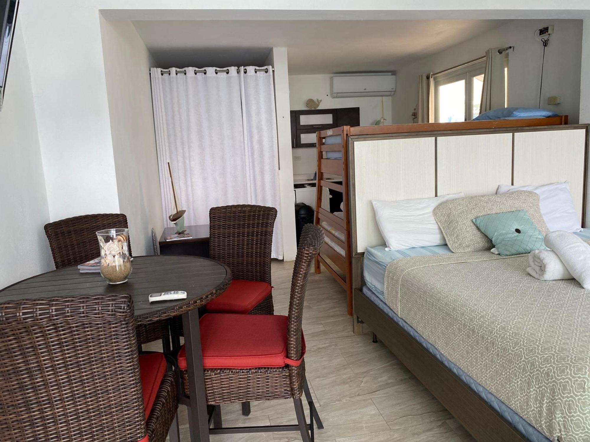 Apartmán Ventana Al Atlantico At Arecibo 681 Ocean Drive Islote Pokoj fotografie