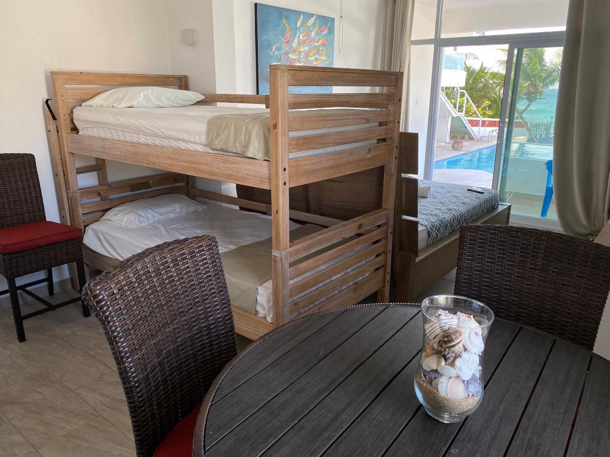 Apartmán Ventana Al Atlantico At Arecibo 681 Ocean Drive Islote Pokoj fotografie