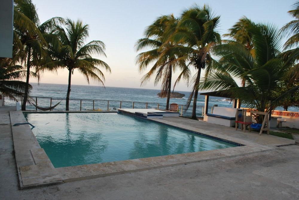 Apartmán Ventana Al Atlantico At Arecibo 681 Ocean Drive Islote Exteriér fotografie